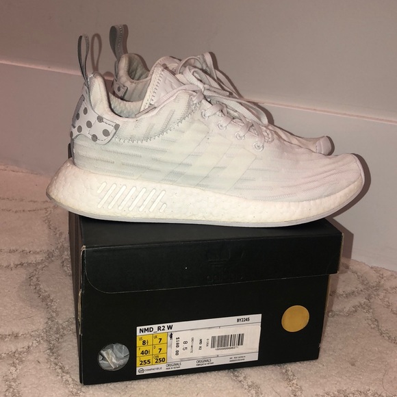 Women’s running shoes - Picture 1 of 5